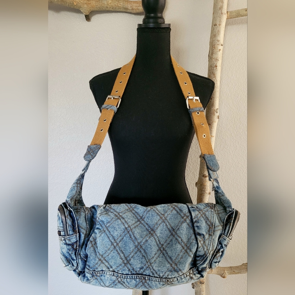 URBAN OUTFITTERS Denim Sling/Crossbody Bag - Picture 7 of 12